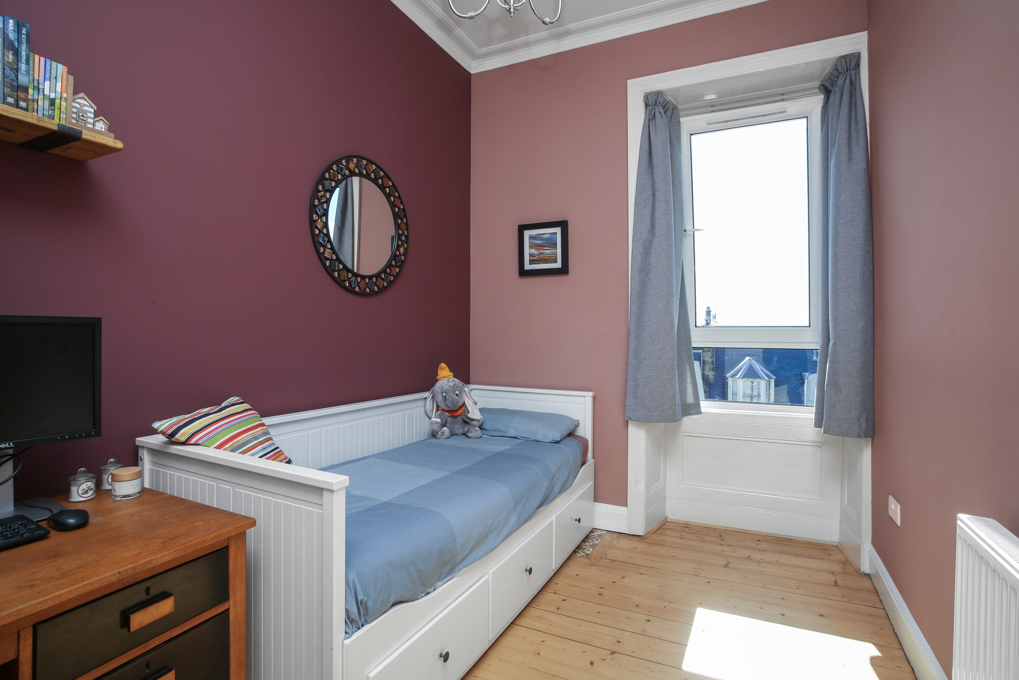 Photos of 2 (3F2), Harrison Gardens, Shandon, Edinburgh EH11 64419451