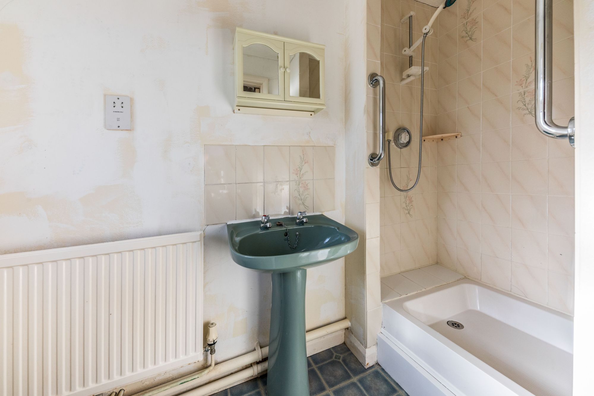 Photos of Broadlands Avenue, New Romney TN28 62779535 PrimeLocation