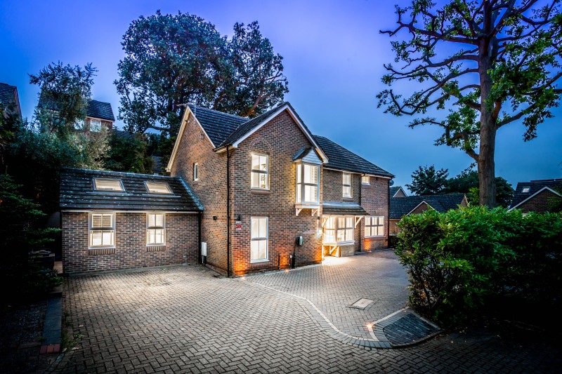 5 bedroom detached new house for sale in Dutch Gardens, Kingston Upon