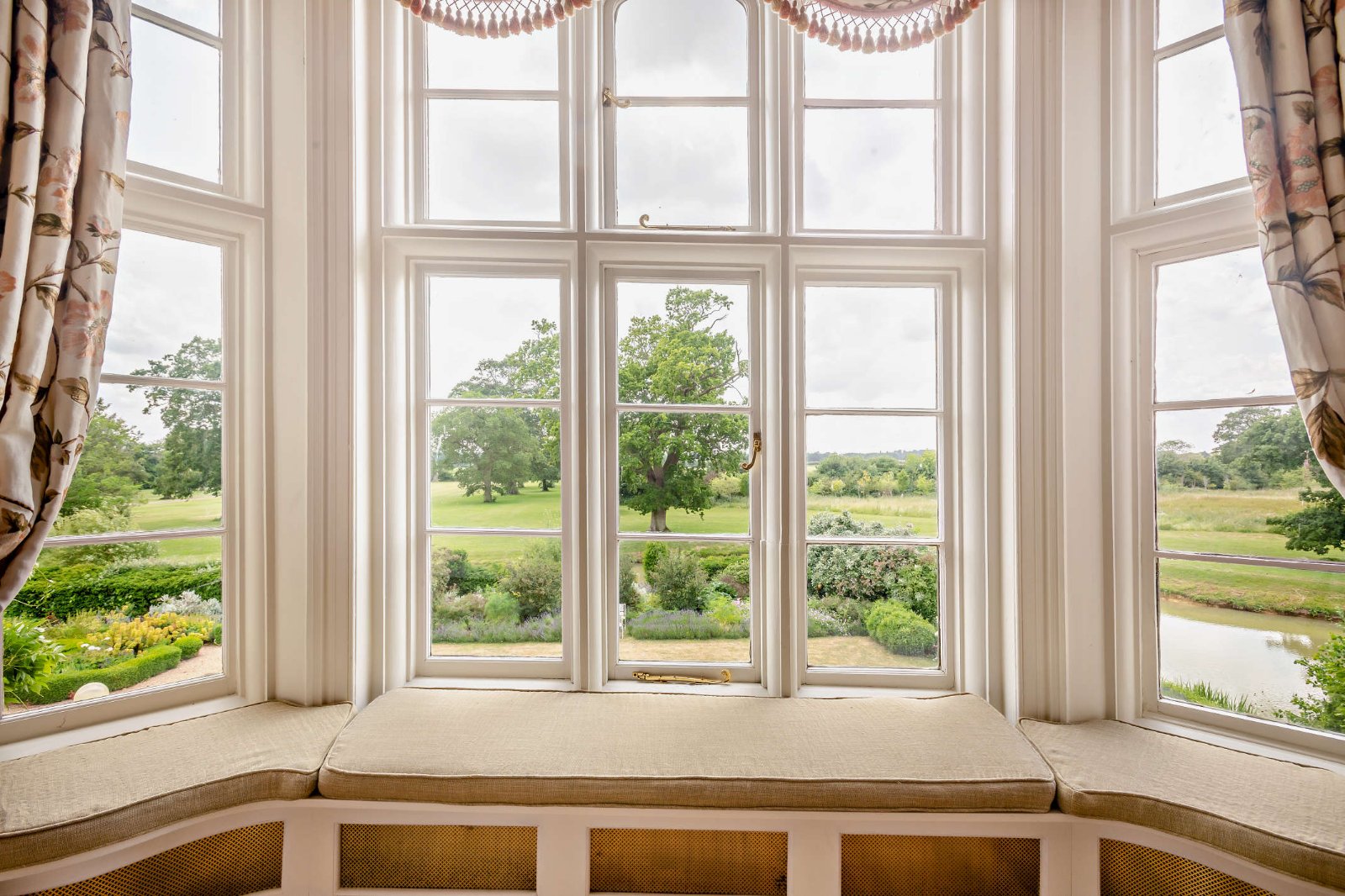 Photos of Stanfield, Wymondham, Norfolk NR18 65147224 PrimeLocation