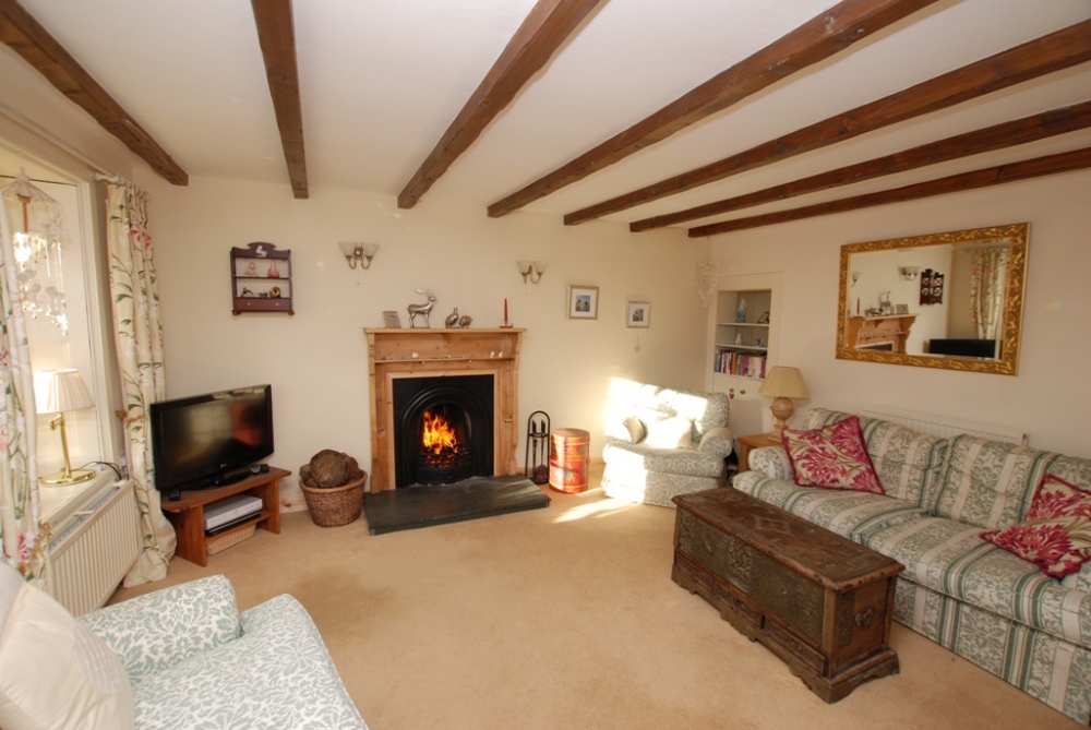 29 Straiton Road, Kirkmichael KA19, 2 bedroom cottage for sale