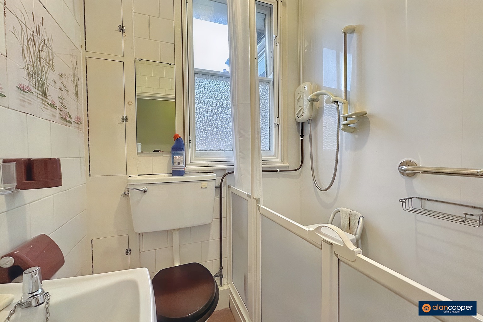 Photos of Manor Park Road, Nuneaton CV11 66816708 PrimeLocation