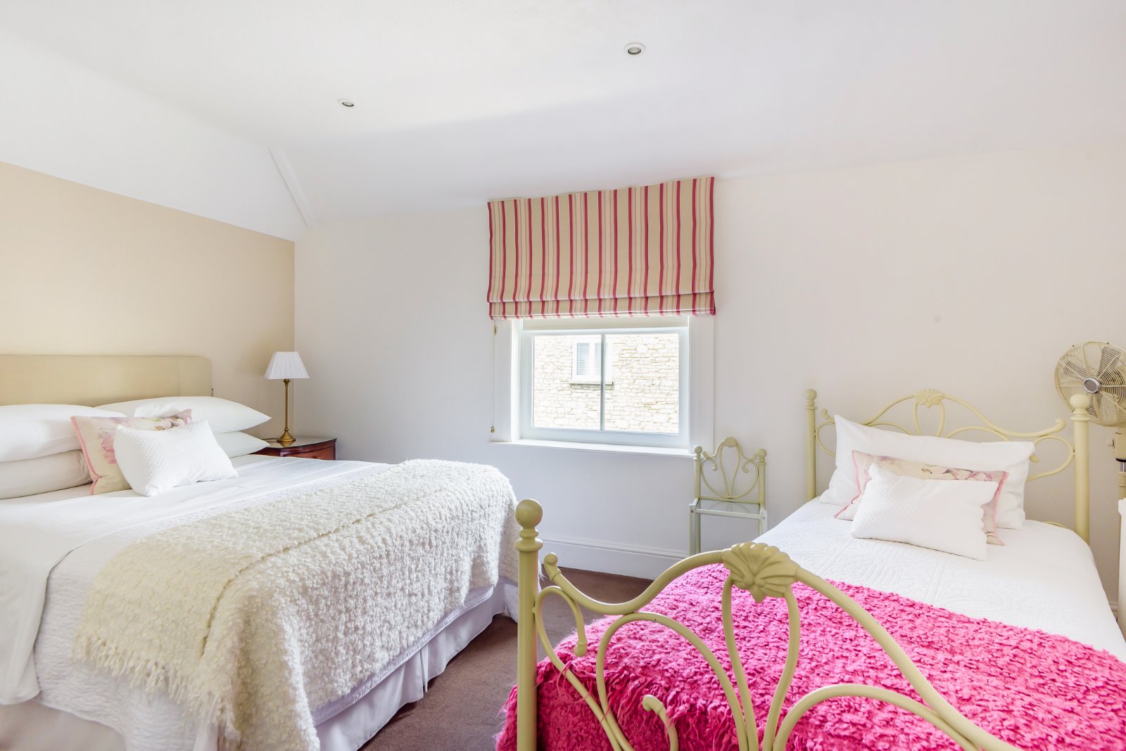 Photos of Victoria Road, Cirencester, Gloucestershire GL7 61908992