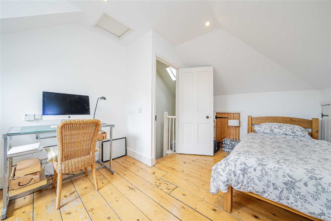 Photos of Seymour Road, Hampton Wick, Kingston Upon Thames KT1