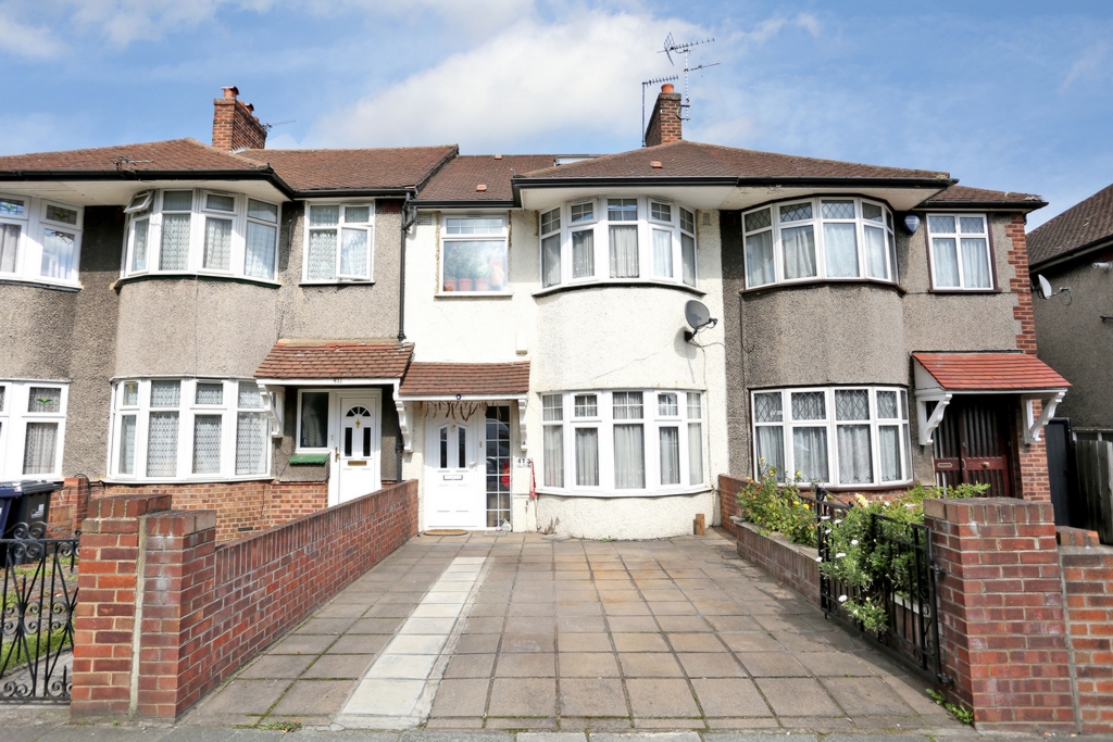 Free property report 413 Uxbridge Road, Southall, UB1 3EW Chimnie