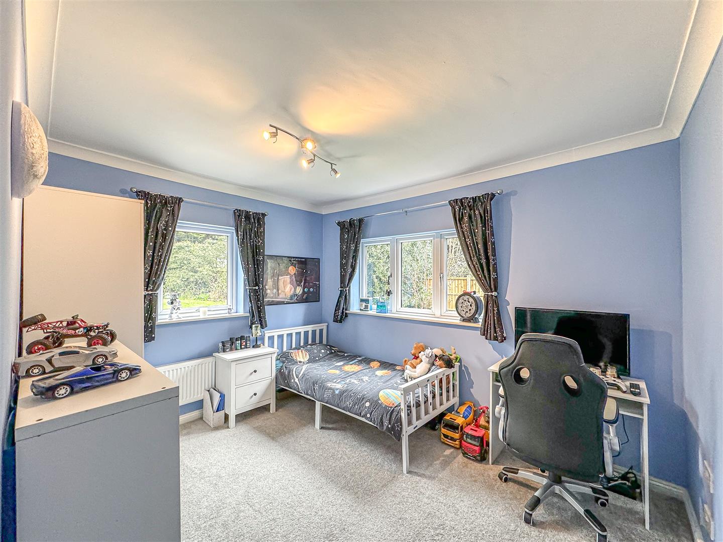 Photos of Rayleigh Downs Road, Rayleigh SS6 66847246 PrimeLocation