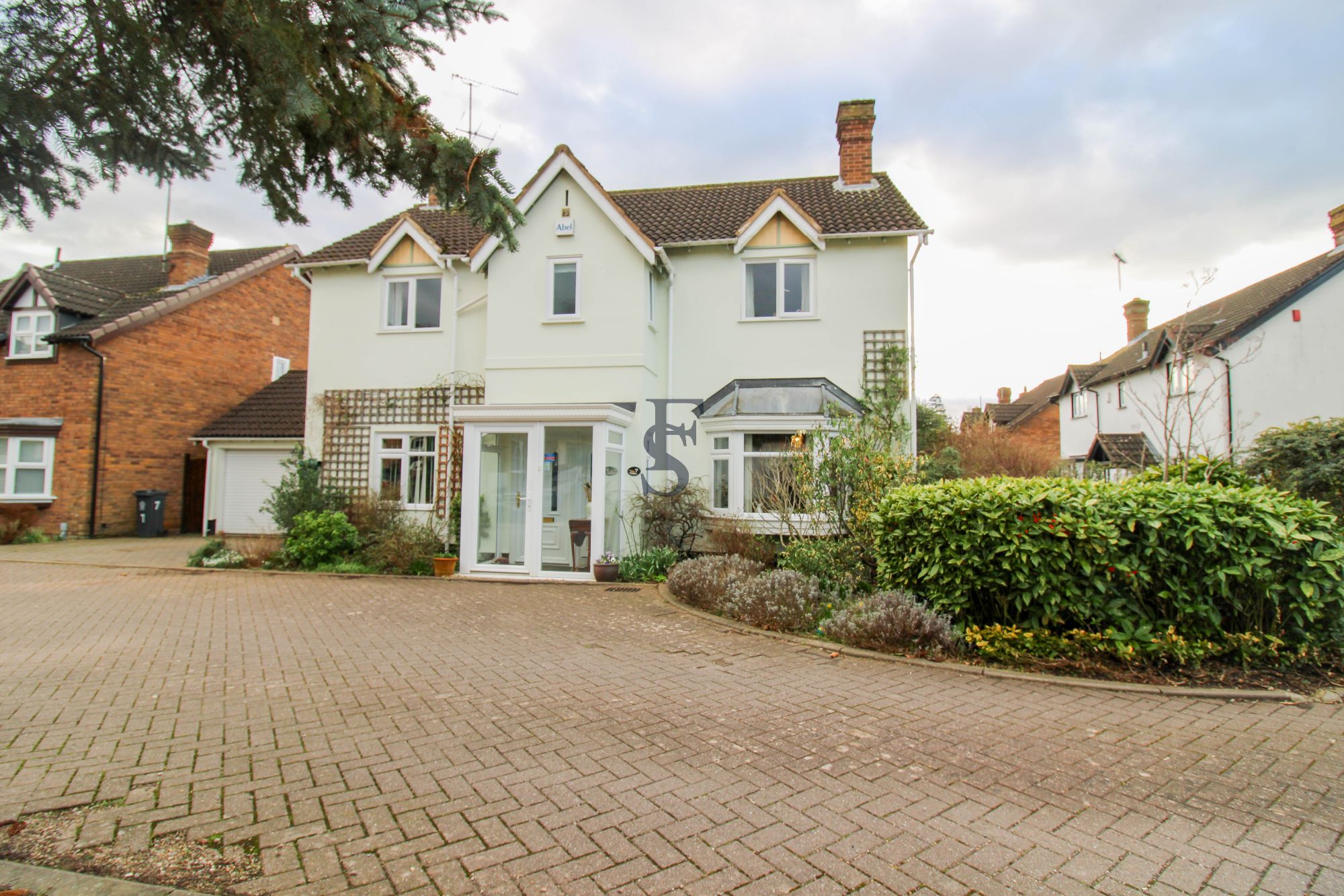 Photos of Carisbrooke Park, Leicester LE2 66720009 PrimeLocation