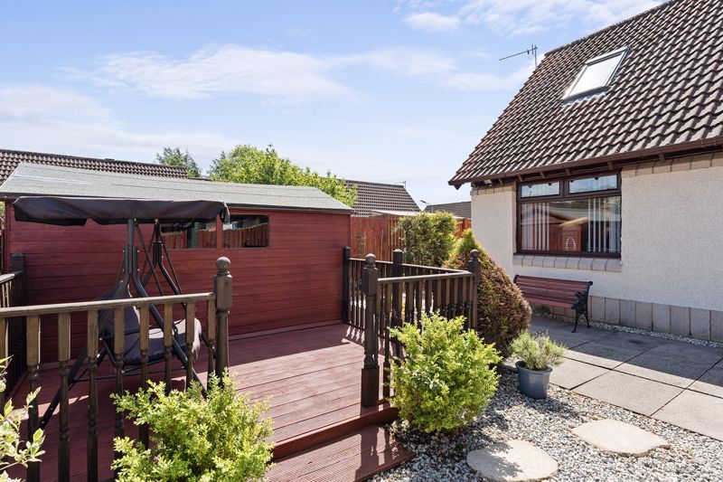 Photos of 8 Littlestane Rise, Lawthorn, Irvine KA11 64726308