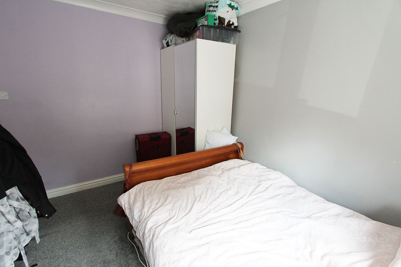 Photos of Ellesmere Road, AshtonInMakerfield, Wigan WN4 64716042