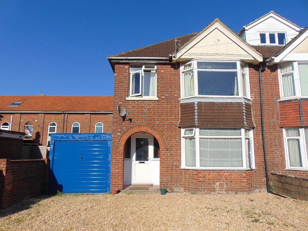Free property report 1 Portswood Avenue, Southampton, SO17 2HE Chimnie