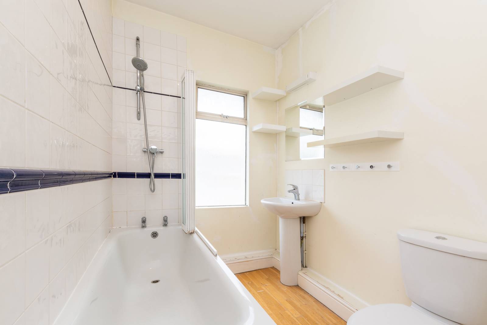 Photos of Harwood Road, Fulham Broadway, London SW6 67274858