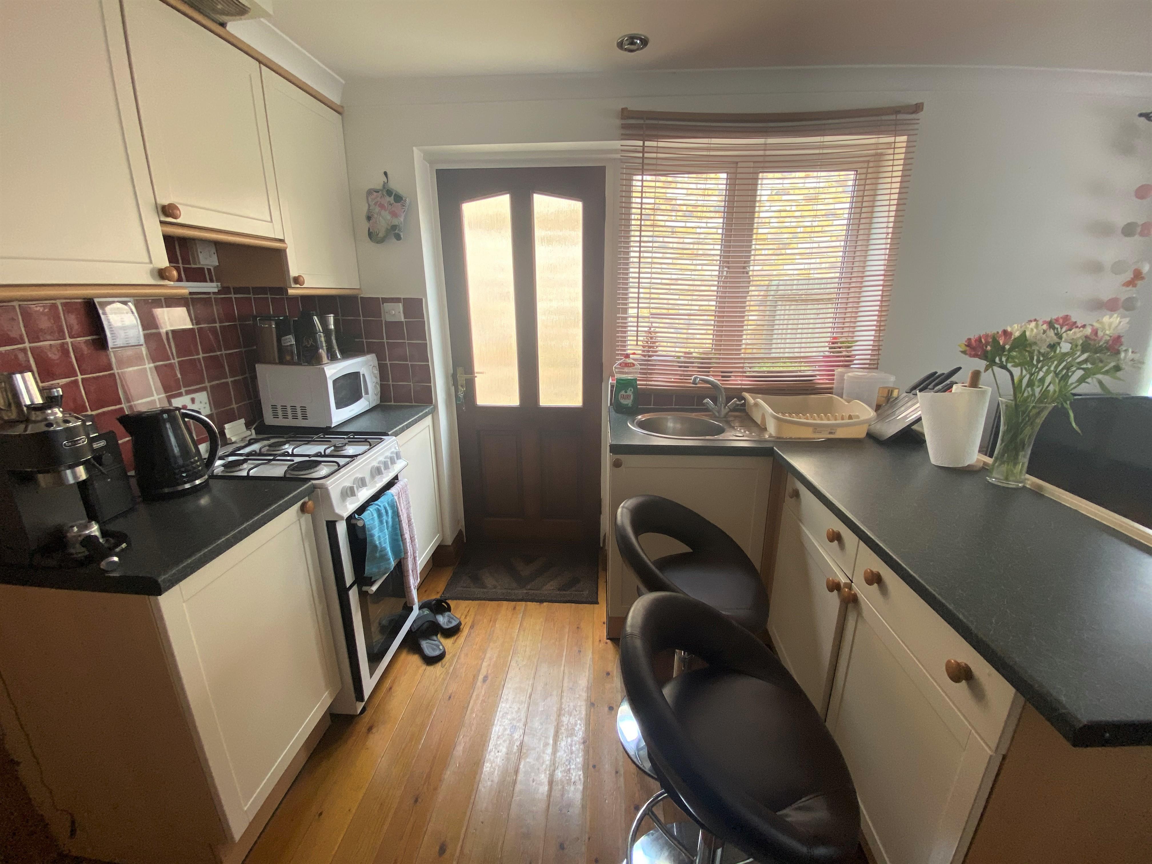 Free property report 3 Goodnestone Road, Sittingbourne, ME10 3AF Chimnie