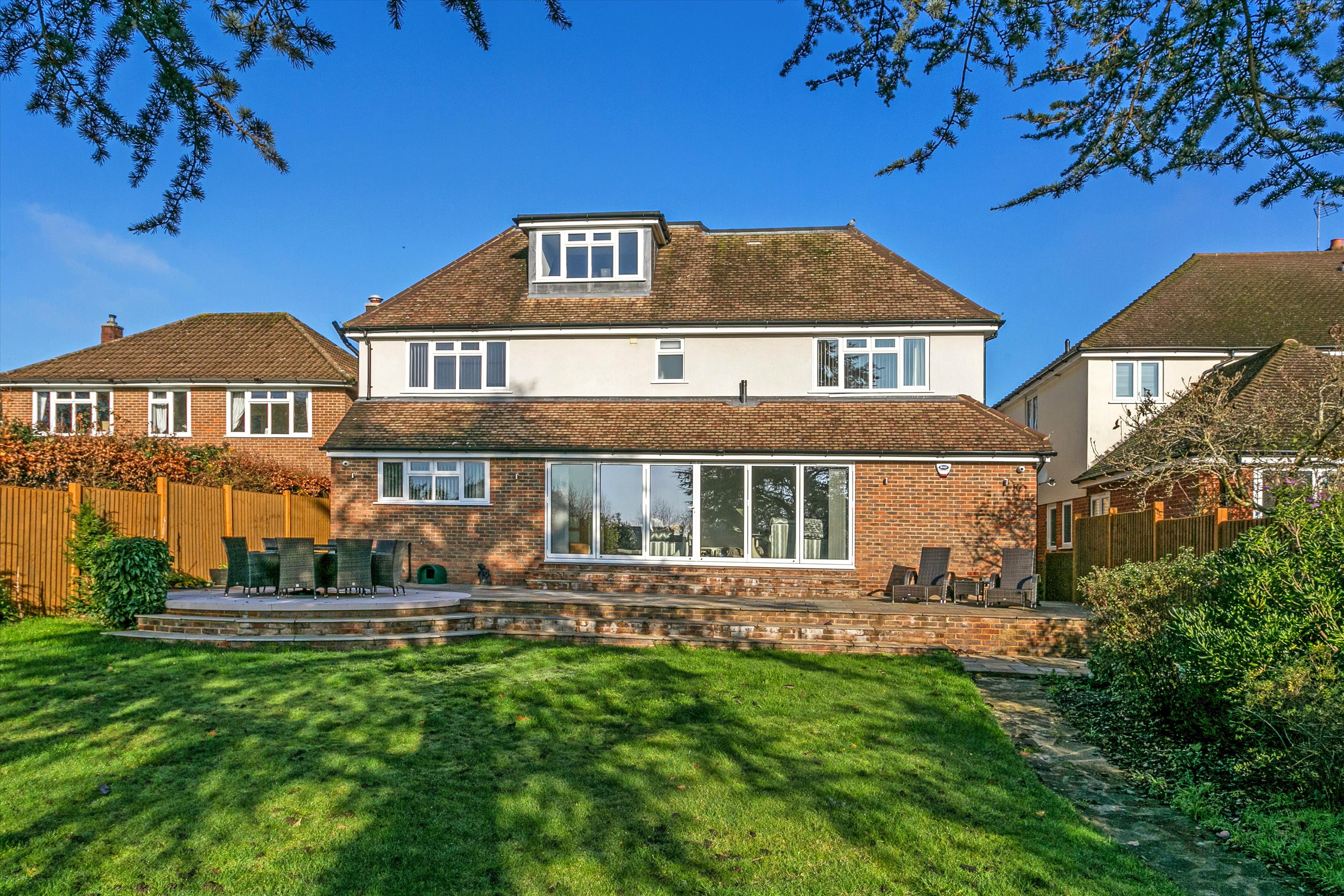 6 bedroom detached house for sale in Egham The Luxury