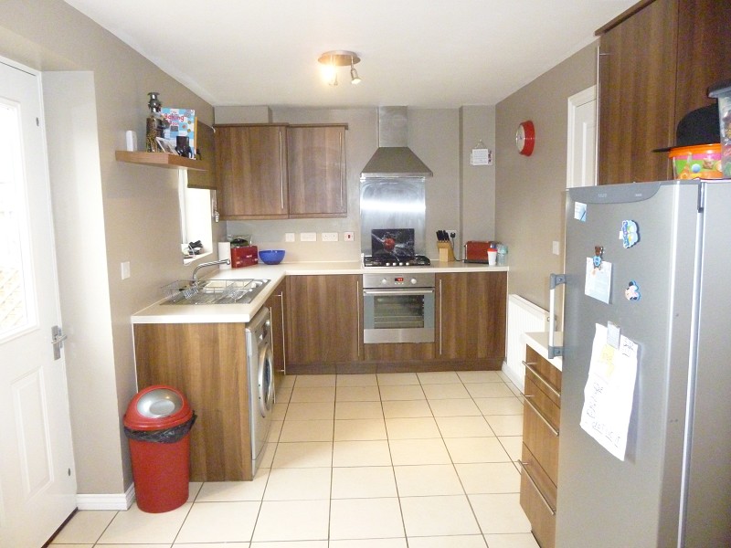 Free property report 100 Groeswen Park, Taibach, SA13 2AZ Chimnie