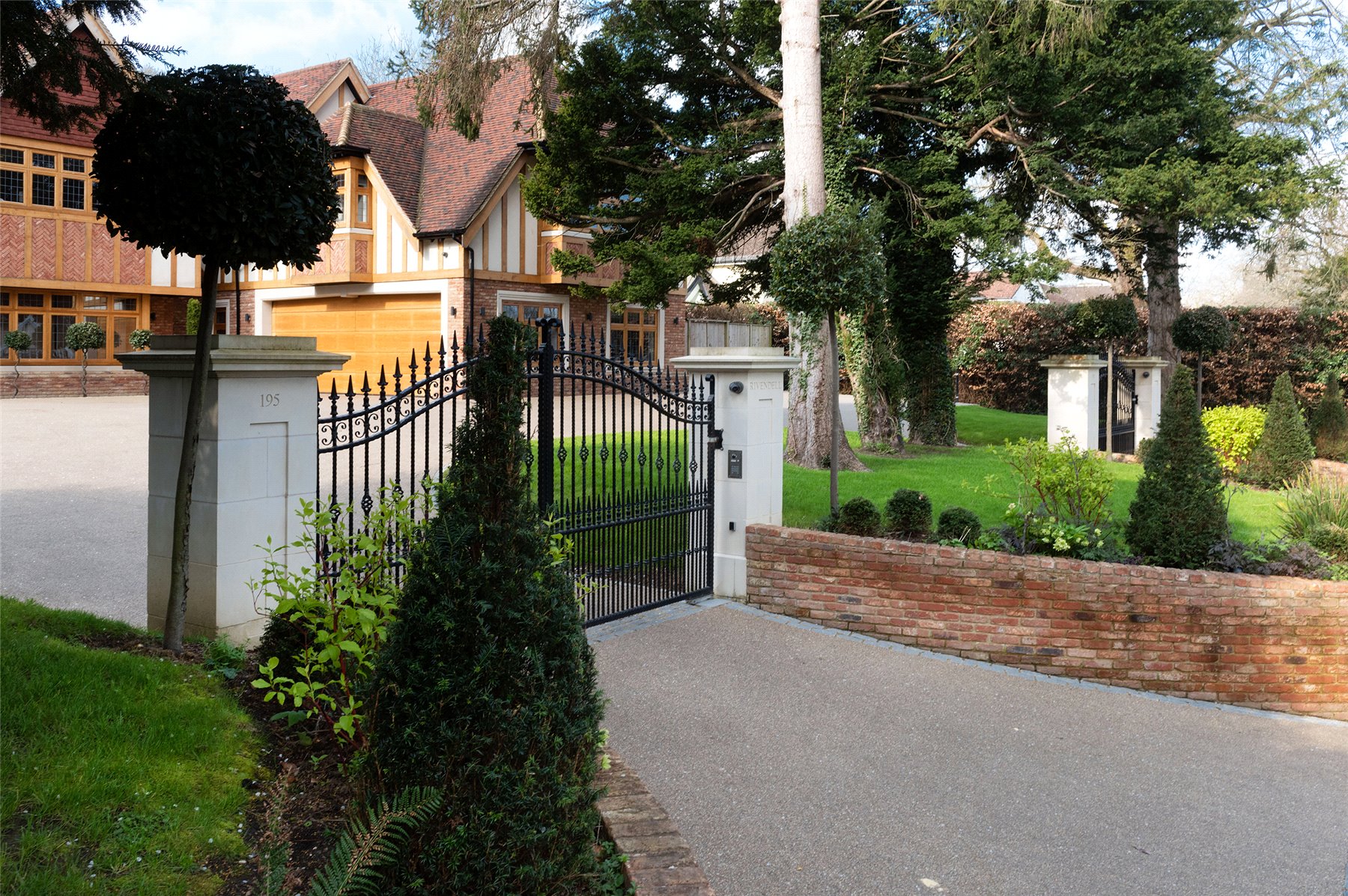 Photos of Worlds End Lane, Chelsfield Park BR6 67043672 PrimeLocation