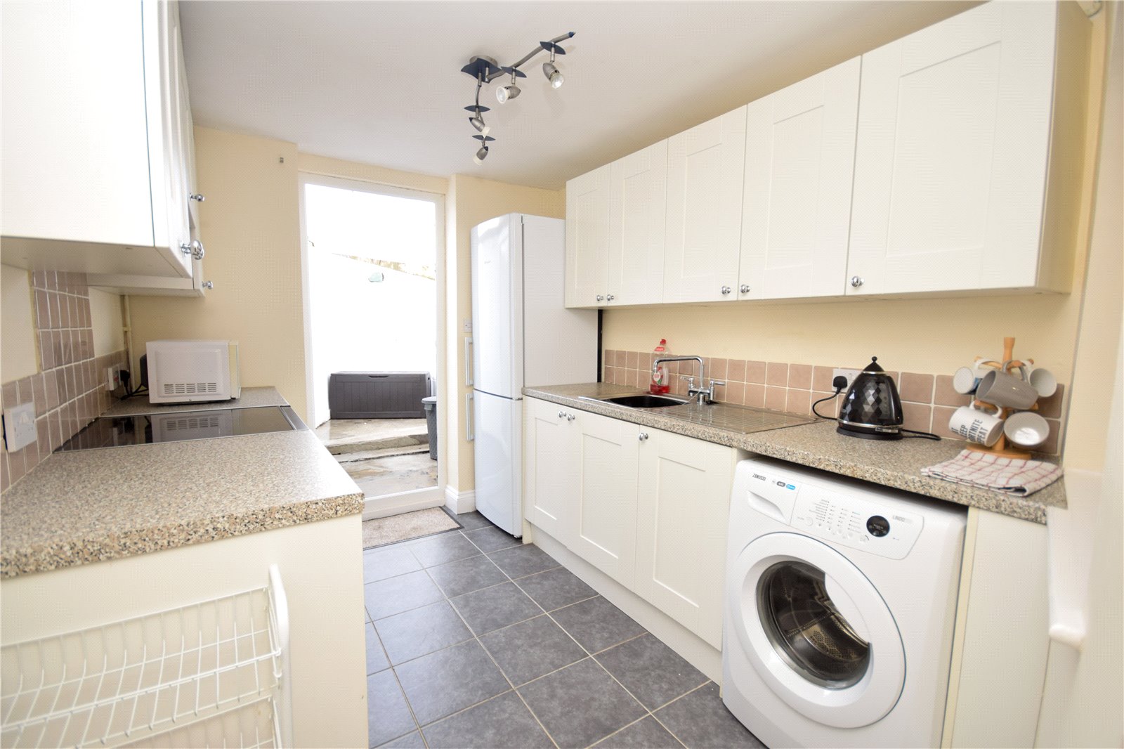 Free property report 10 Trevanion Road, Wadebridge, PL27 7NZ Chimnie