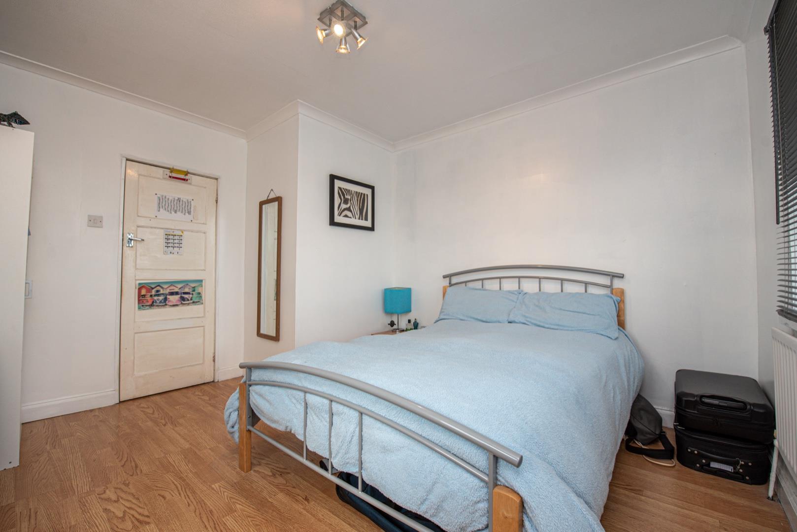 Photos of Newport Road, Cowes PO31 63845704 PrimeLocation