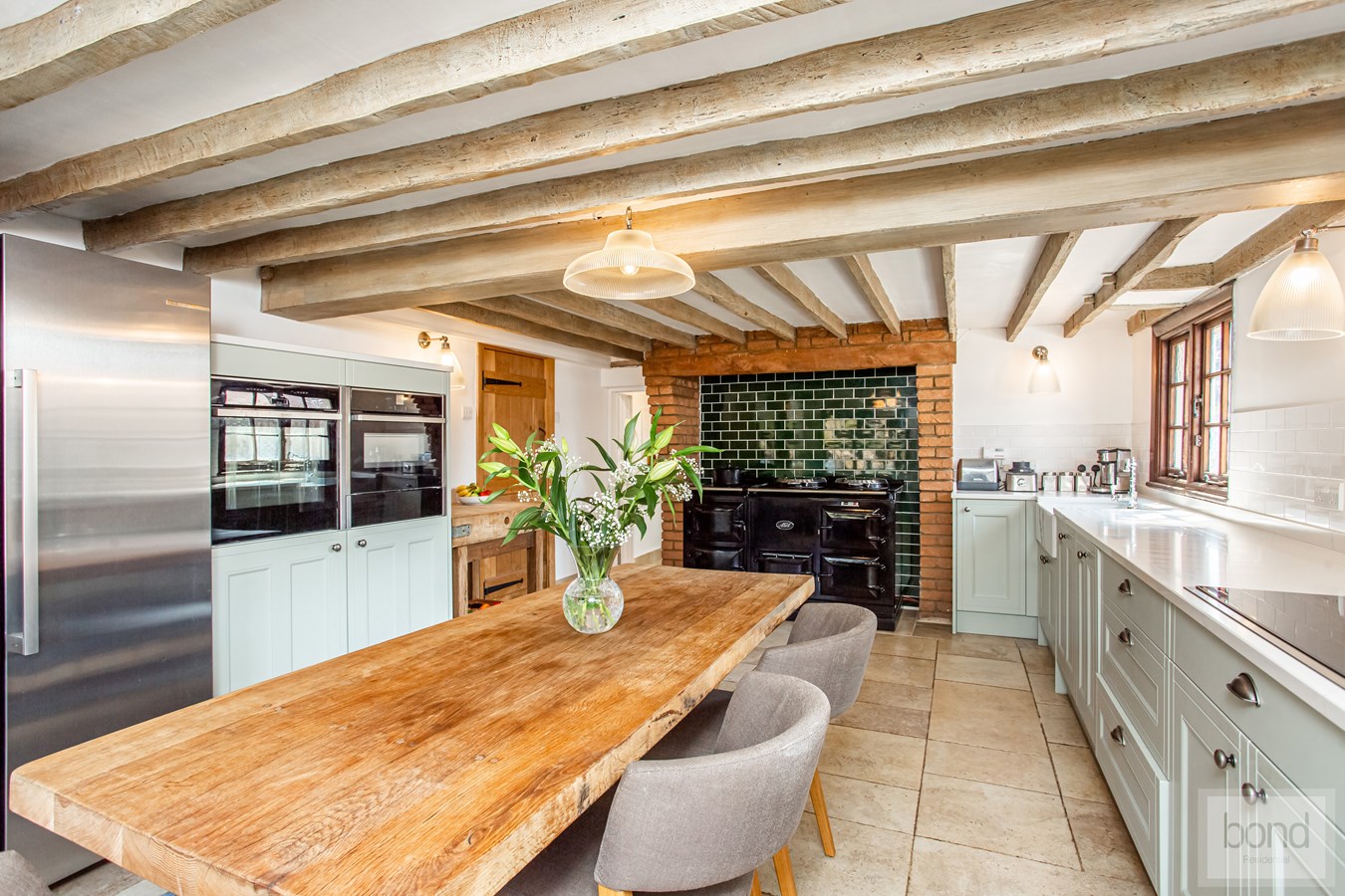 Photos of South Hanningfield Road, Rettendon Common, Chelmsford CM3