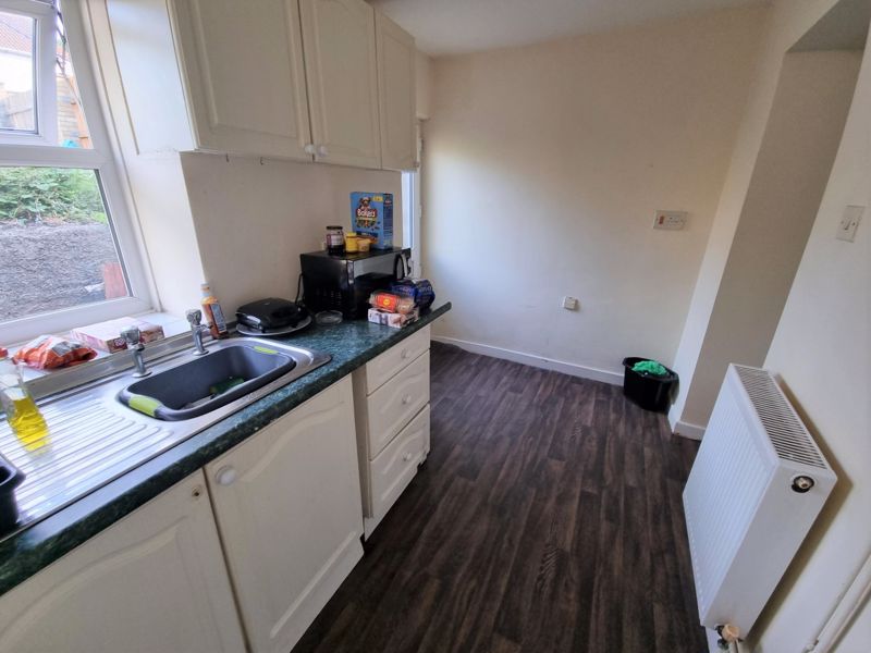 Photos of Commercial Road, Machen, Caerphilly CF83 62361344