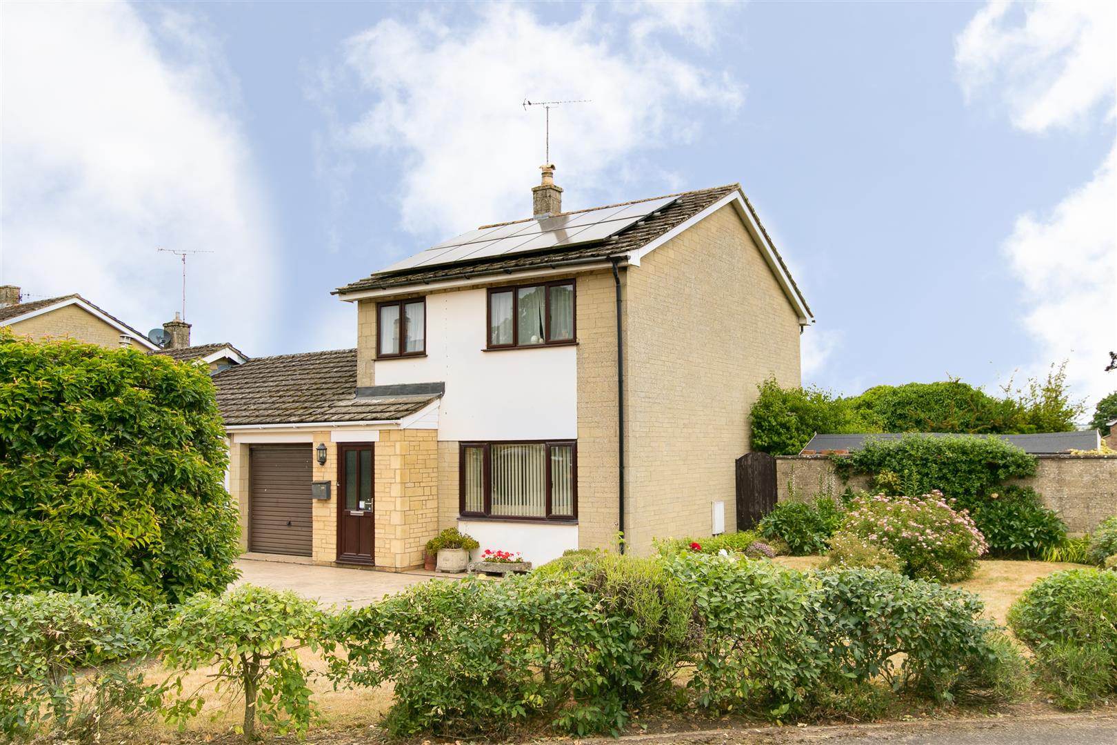 Free property report 16 Jubilee Lane, Milton Under Wychwood, OX7 6EW