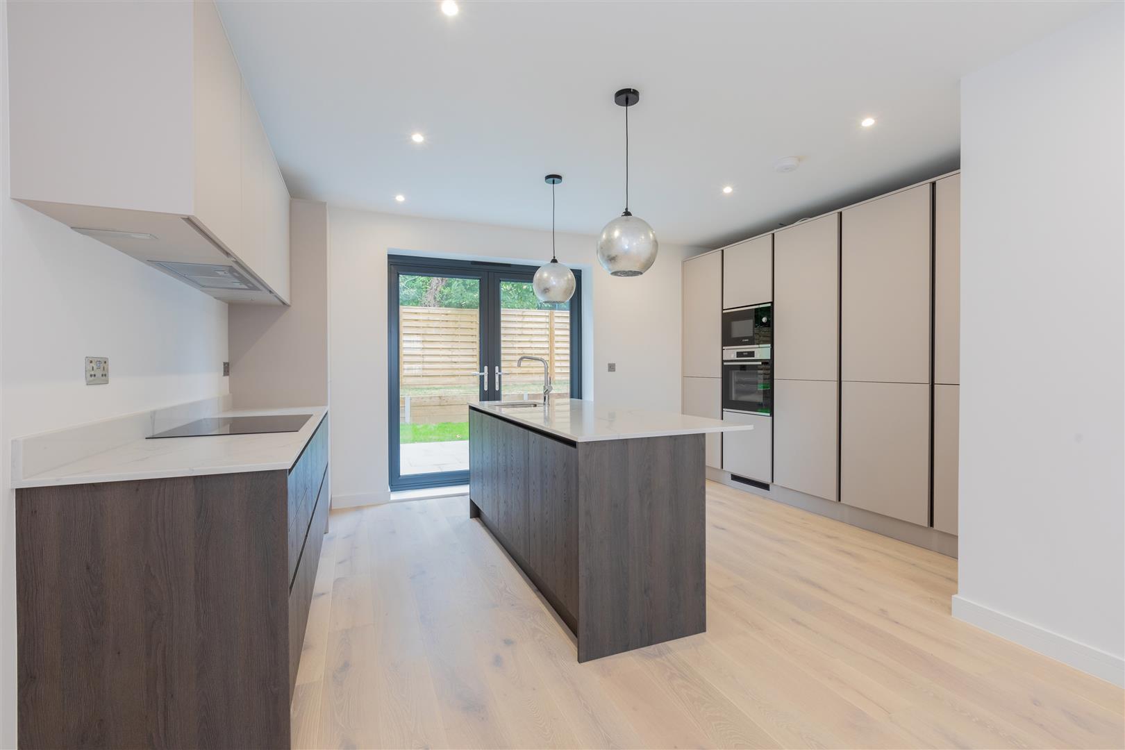 Photos of Kidderminster Road, Slough SL2 65511572 PrimeLocation