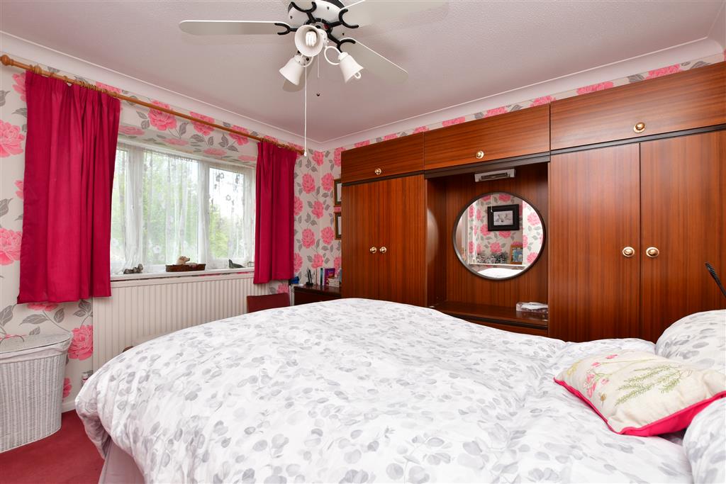 Photos of Sadlers Close, Walderslade, Chatham, Kent ME5 64572631