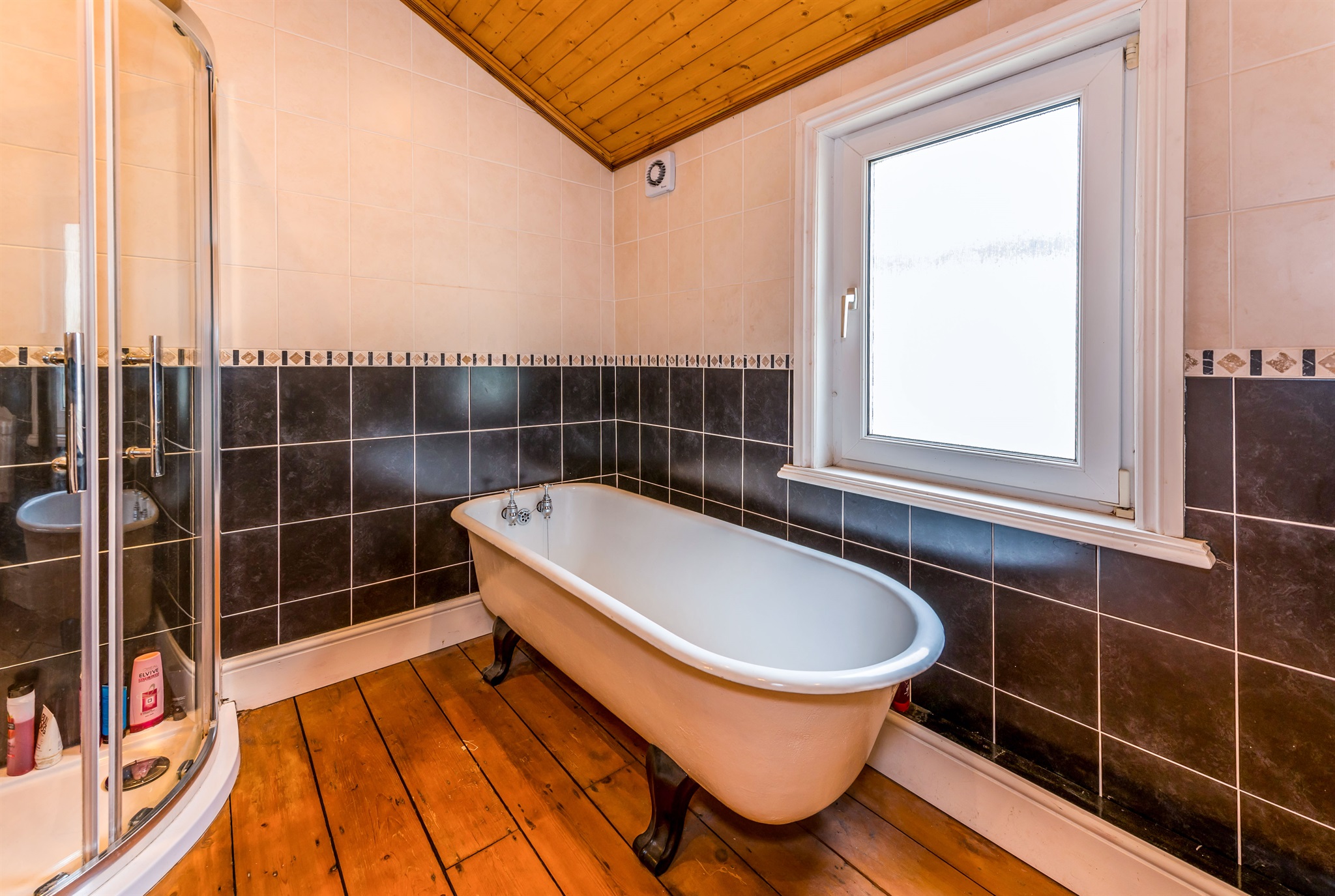 Free property report 145 Clarence Avenue, Northampton, NN2 6NY Chimnie