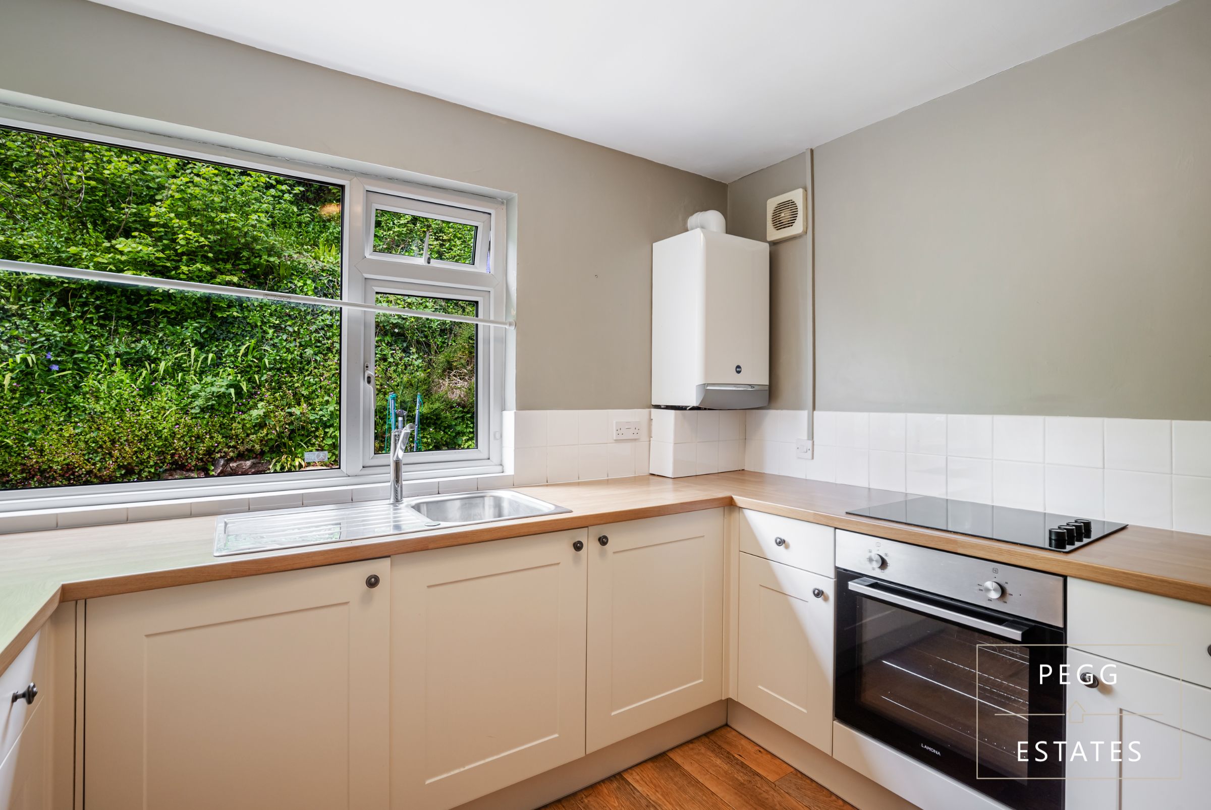 Photos of Golden Park Avenue, Torquay TQ2 64693082 PrimeLocation