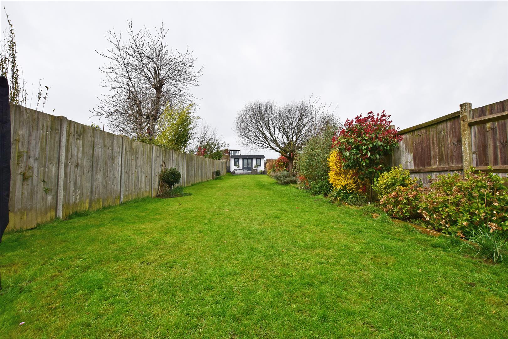 Photos of Maidstone Road, Rainham, Gillingham ME8 61159050