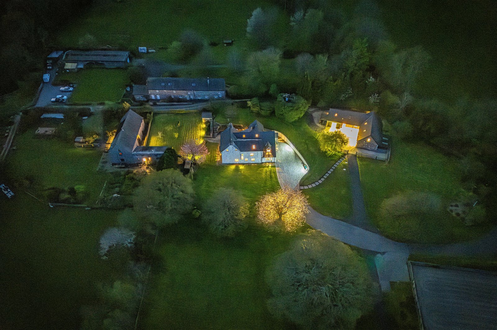 Photos of Castell Prydydd, Llanellen, Abergavenny NP7 67287402