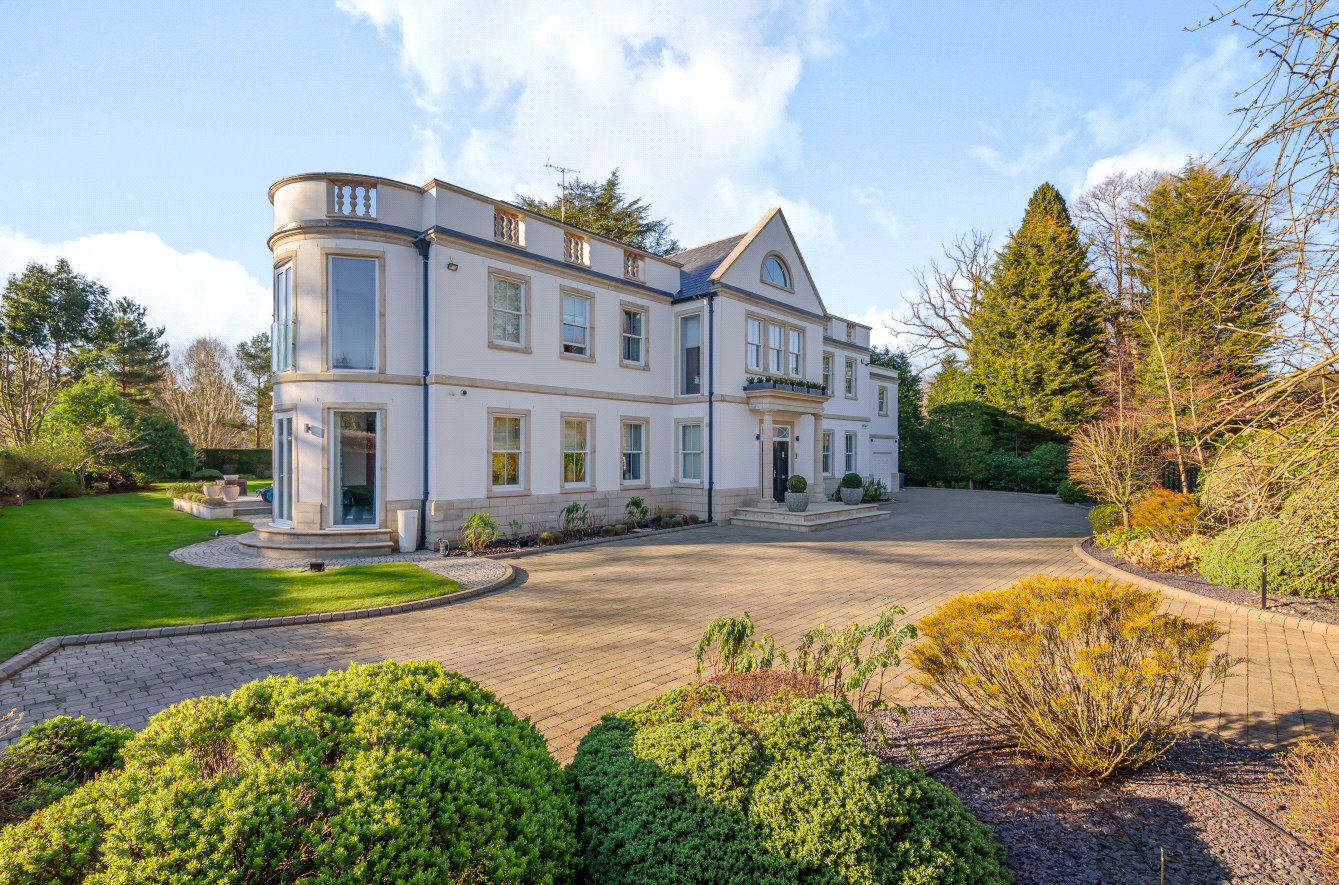 Photos of Warren Drive, Kingswood, Tadworth, Surrey KT20 62236926