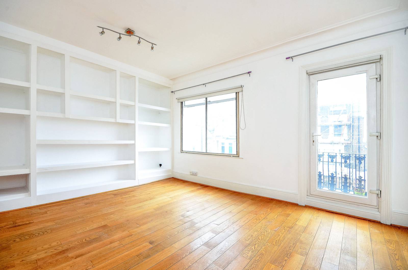 Photos of Harwood Road, Fulham Broadway, London SW6 67274858