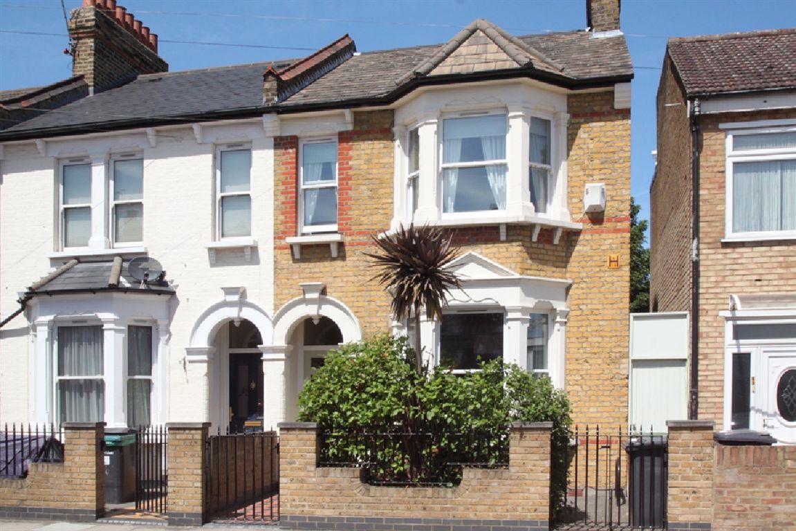 Free property report 65 Bradgate Road, London, SE6 4TT Chimnie