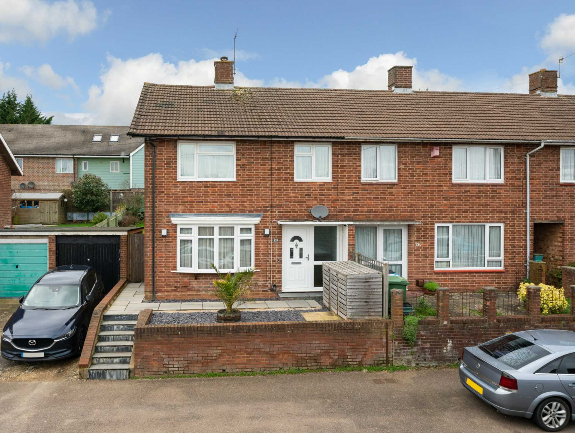 Free property report 133 Great Elms Road, Hemel Hempstead, HP3 9UJ