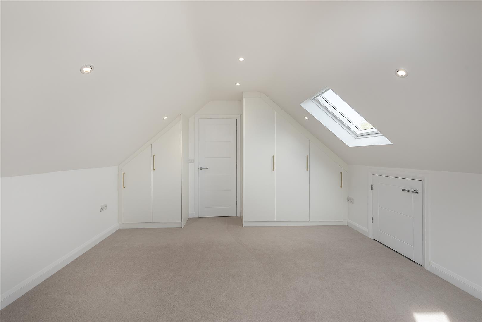 Photos of Station Road, Stoke Mandeville, Aylesbury HP22 65564765