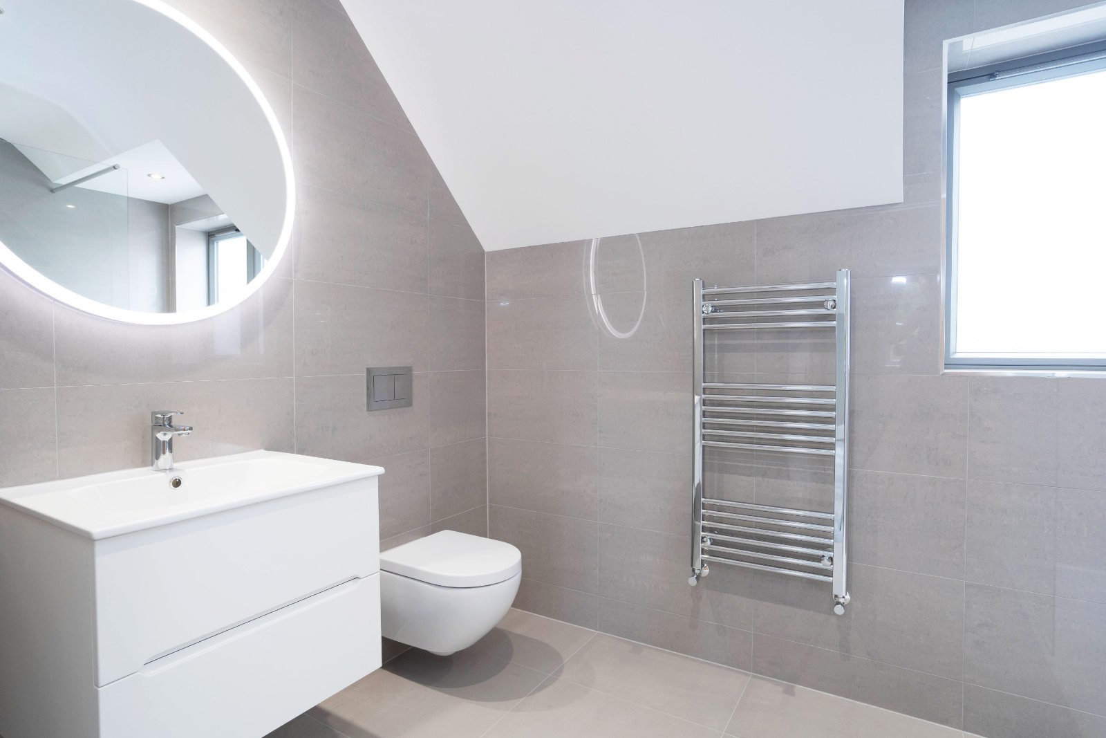 Photos of Blackpond Lane, Farnham Royal, Slough SL2 65468098