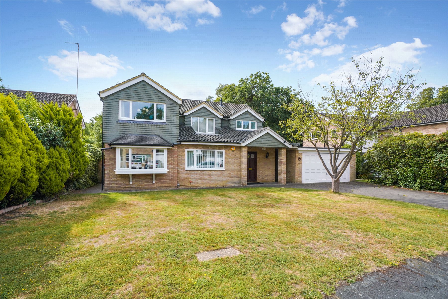 Free property report 14 Gorselands Close, West Byfleet, KT14 6PU Chimnie