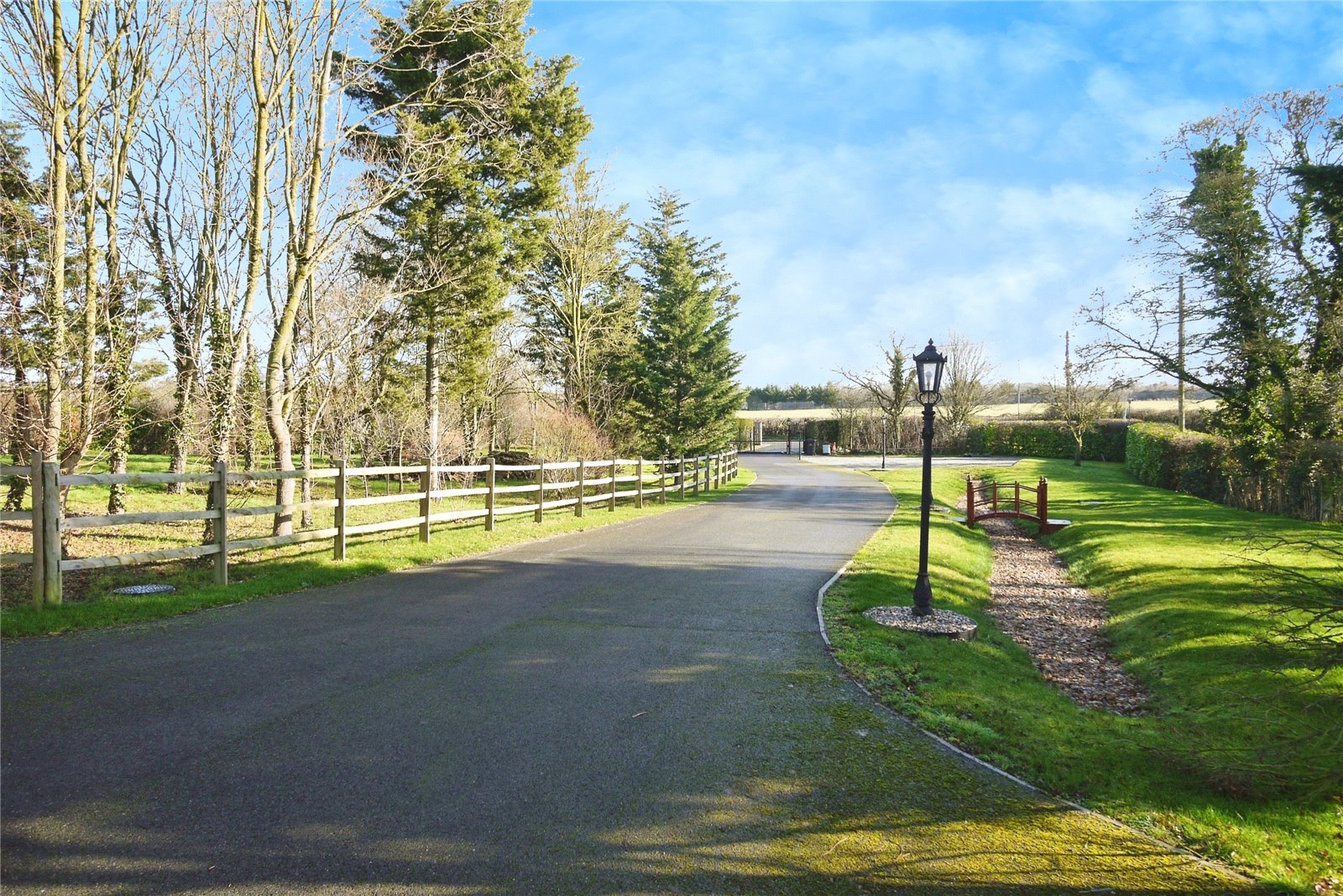 Photos of Lower Dunton Road, Dunton, Brentwood, Essex CM13 66626649