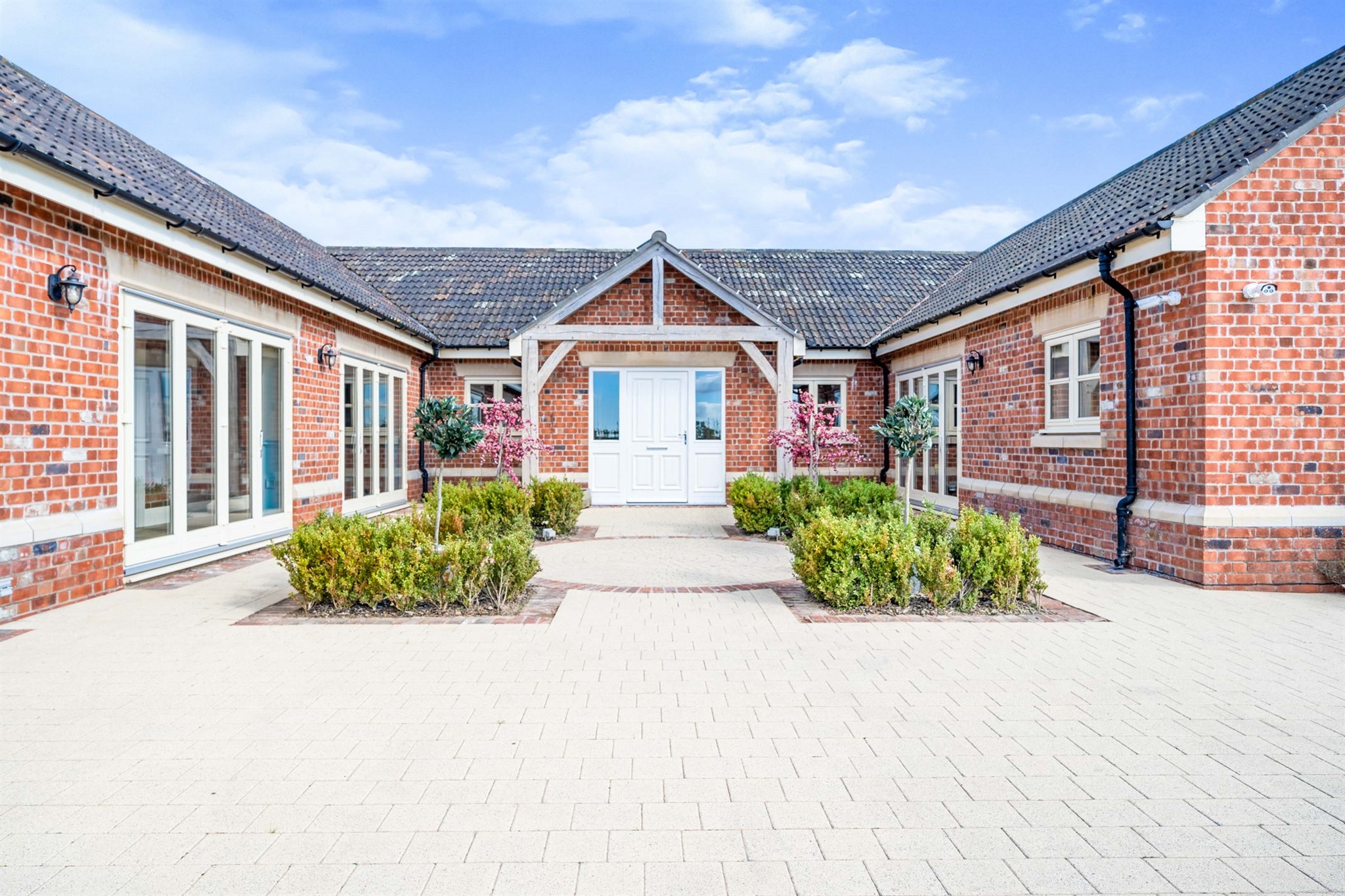 Photos of Costow, Swindon SN4 59892040 PrimeLocation