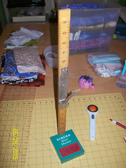 singerskirtmarker LaCartera Designs