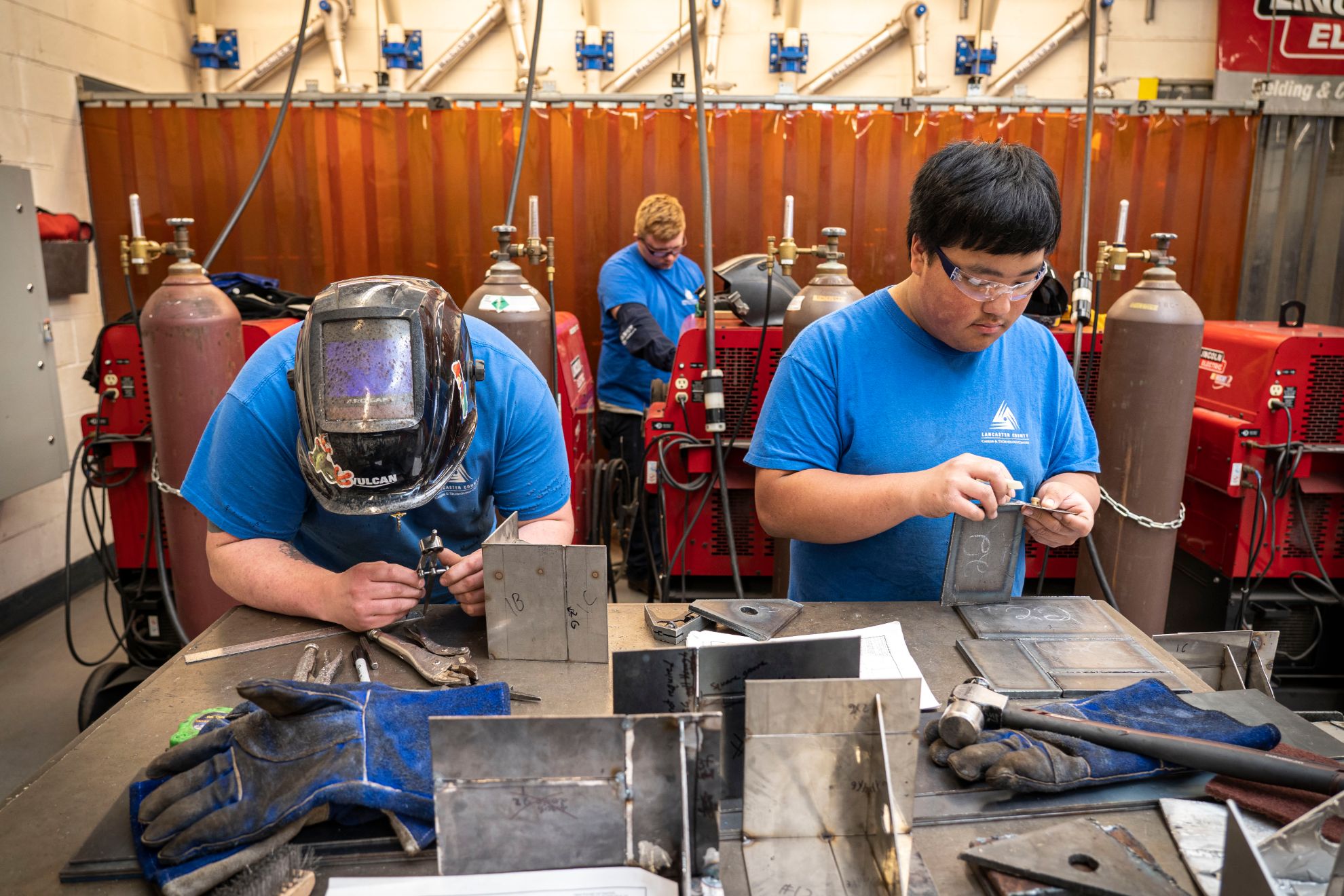 Advanced Manufacturing Lancaster Country Career & Technology Foundation