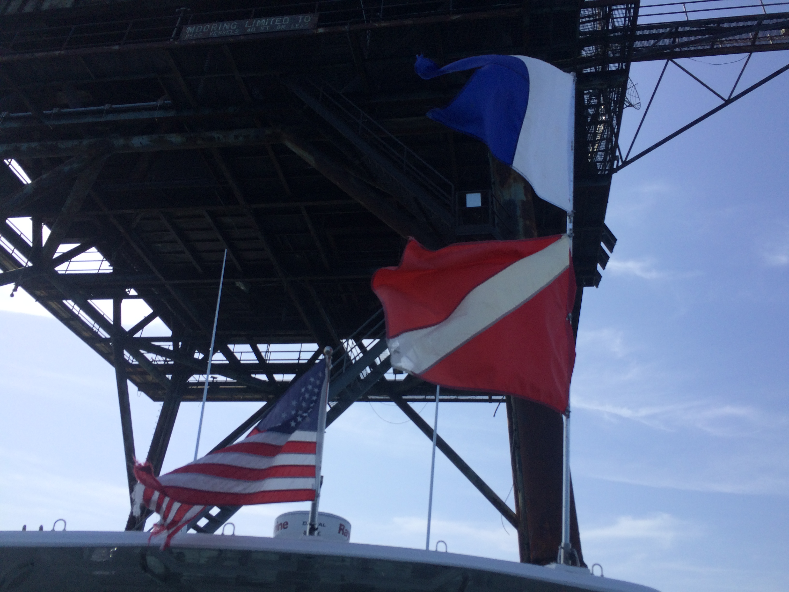 Chesapeake Light Tower with a Sea Life Micro 2.0 8/10/2016 by Pete