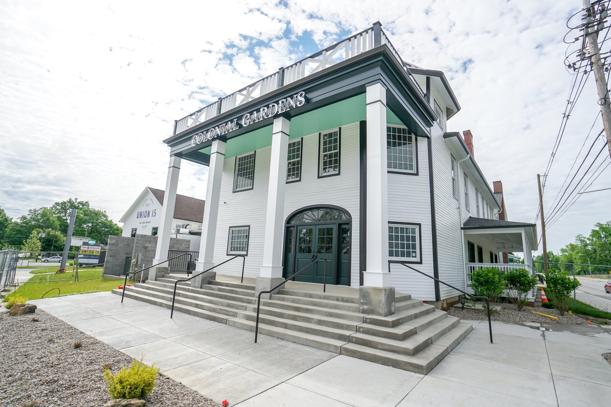 Colonial Gardens Land Design & Development Inc.