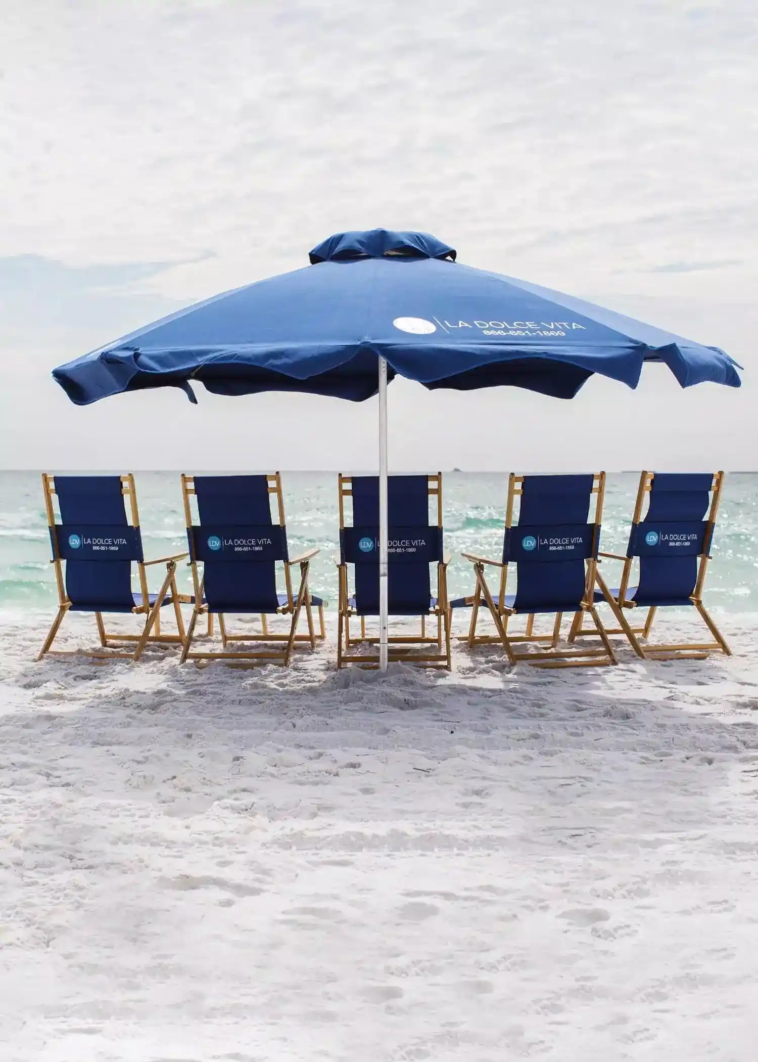 LDV Destin Pelican Beach Resort Beach Chairs & Umbrellas Big