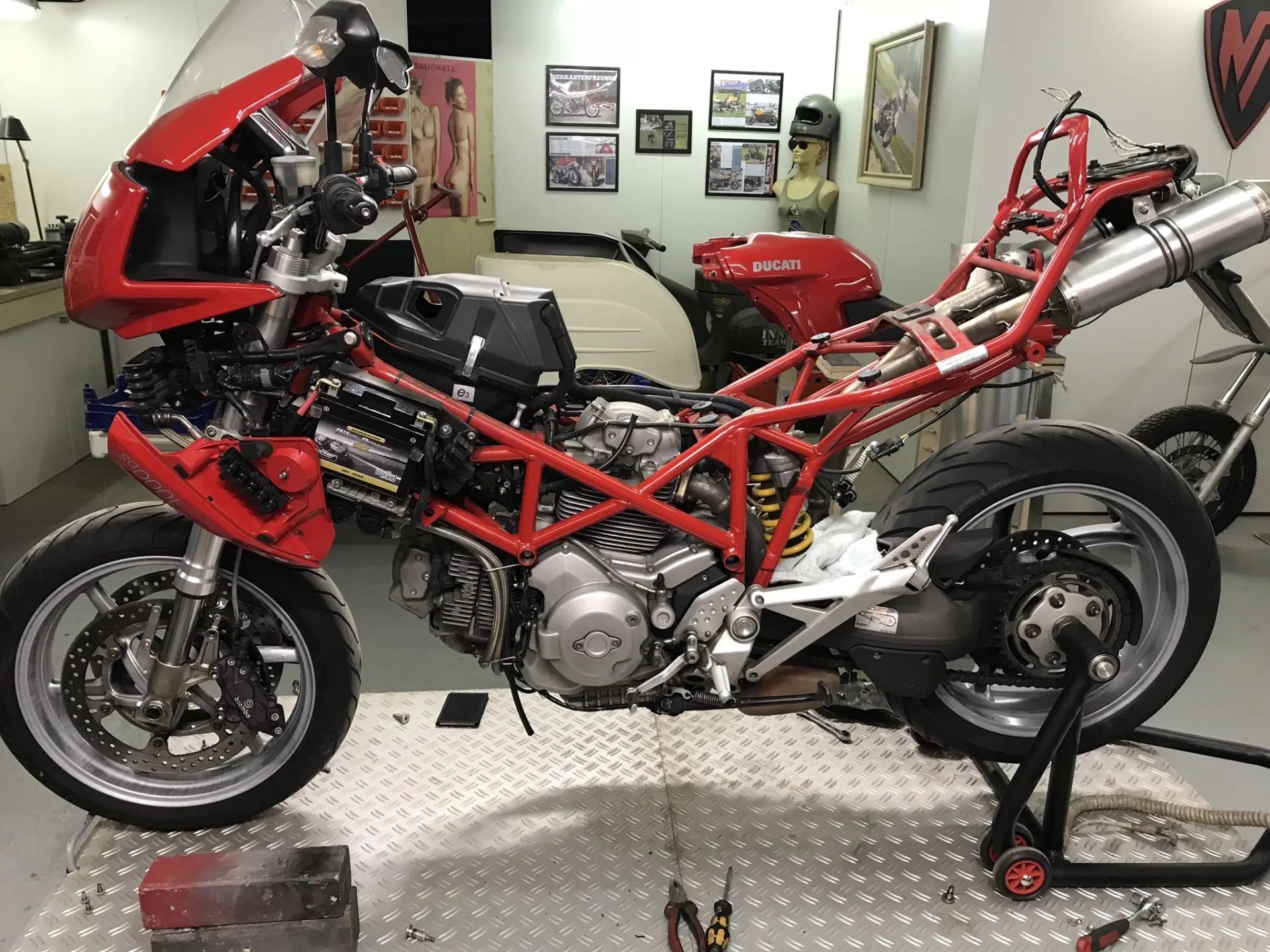 DUCATI Multistrada 1000 DS CUSTOM Motopola