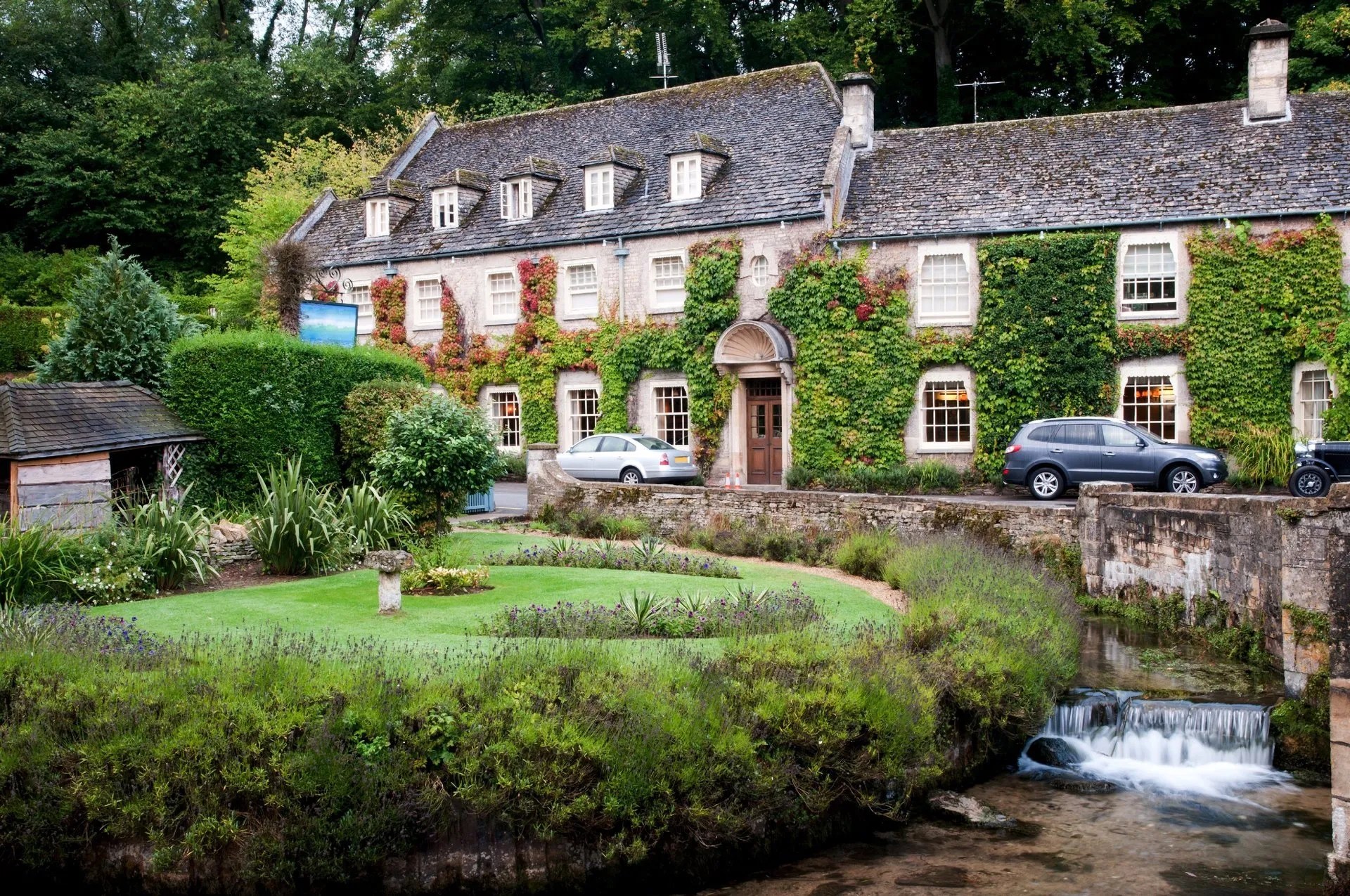 Hixon Dart Estate Agents Isle of Wight Hampshire