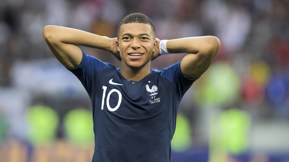 PSG «Kylian Mbappé est le meilleur joueur du monde…»