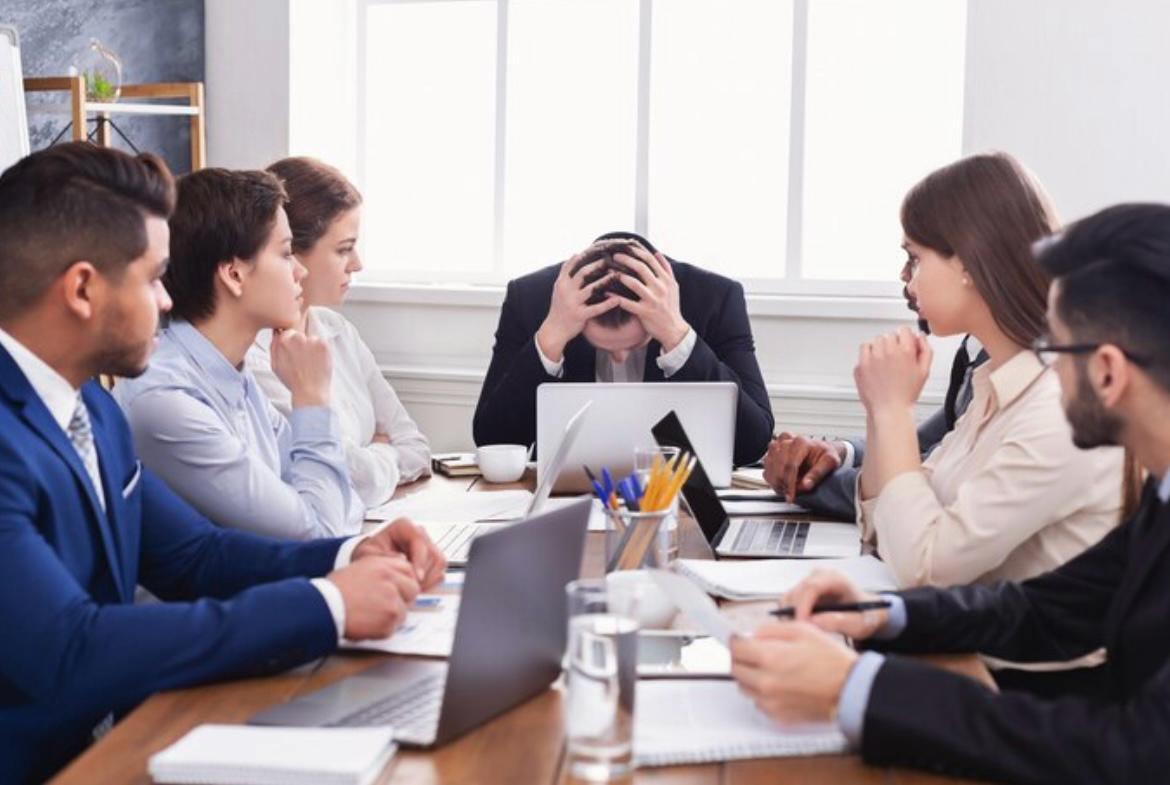 21 REASONS WHY SOME LEADERS IN ORGANISATIONS FAIL leadershipmatrix