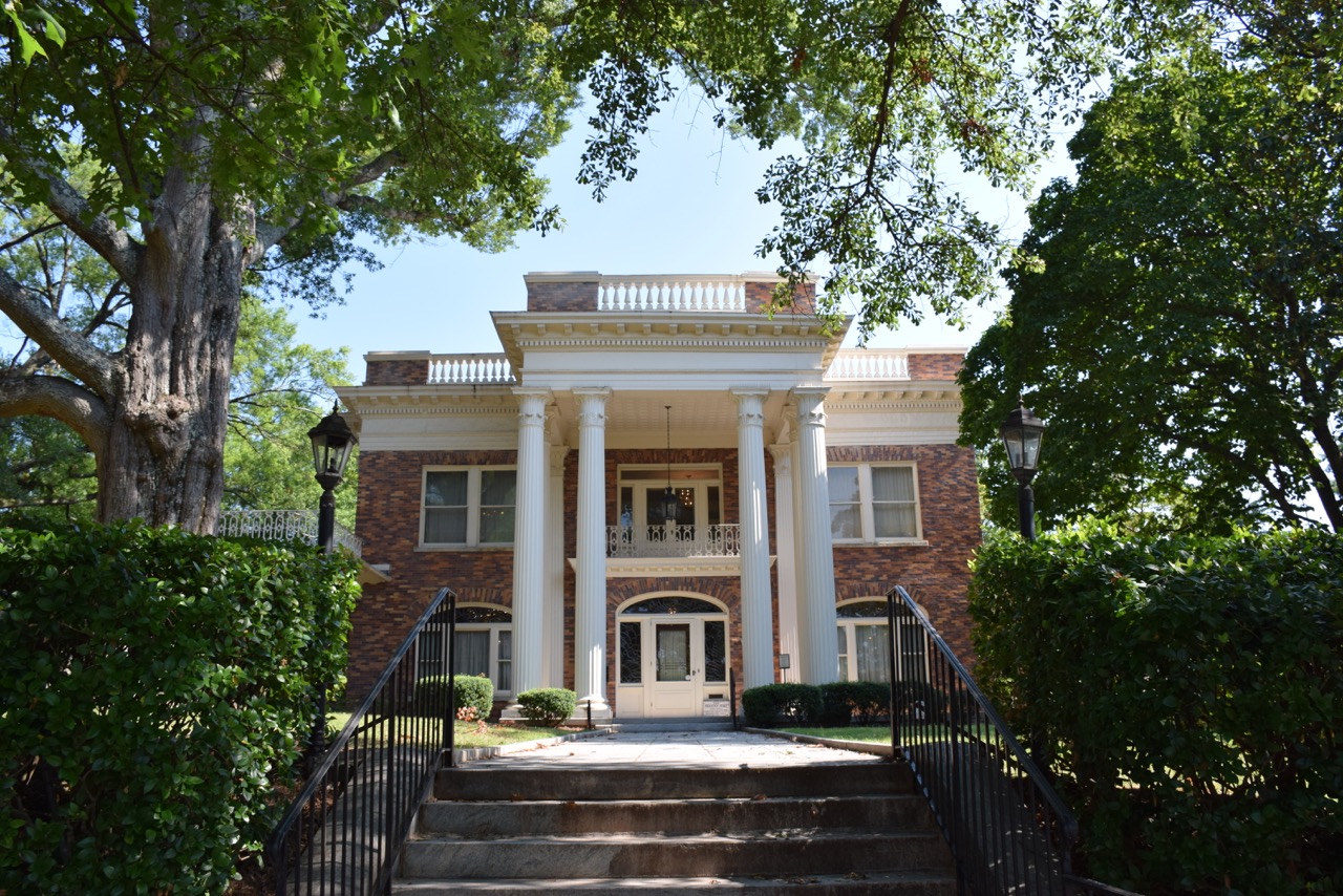 The Herndon Home Building Memories