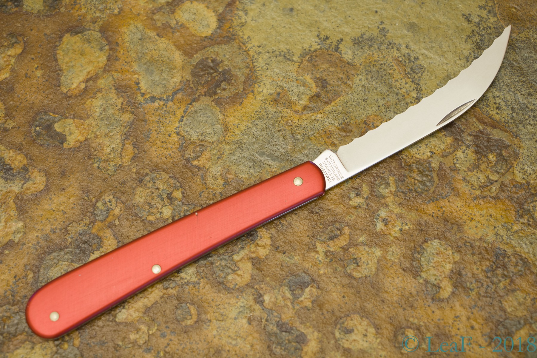 082. Baker’s knife LeaF's Victorinox knives collection